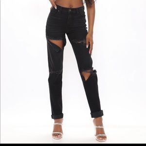 Fashion Nova Mom Jeans tall sz 9